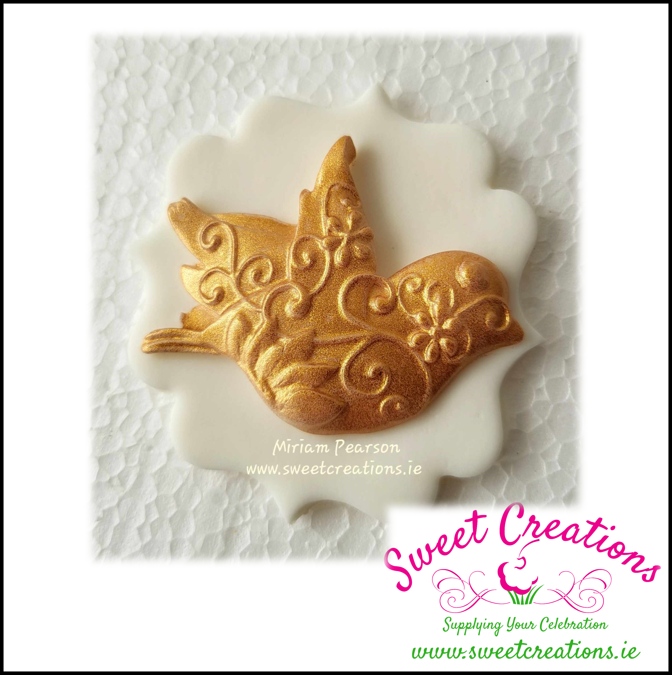 wp-image-679cb8d9d361c.png Edible Gold Dove Cake Topper - Image 1